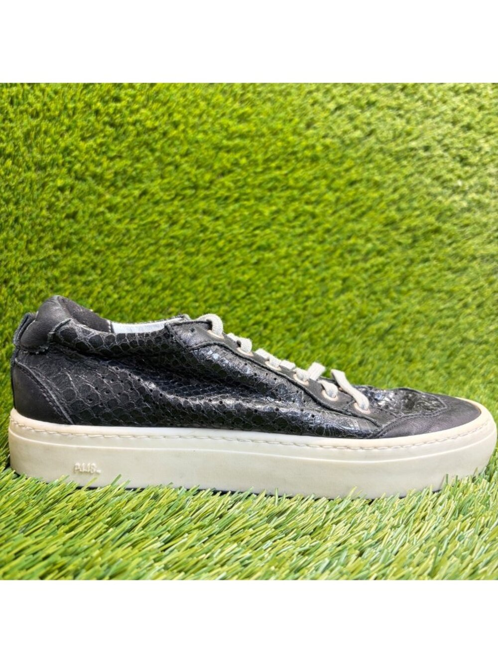 P448 Love Low Womens Size 7.5 Black Leather Athletic Lifestyle Shoes Sneakers